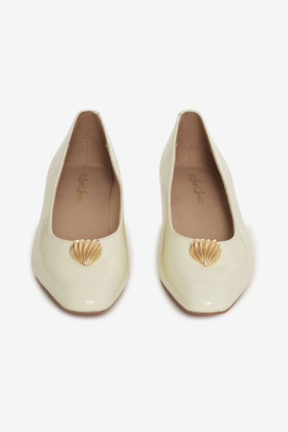 Edie Flat - Cream | For Love and Lemons