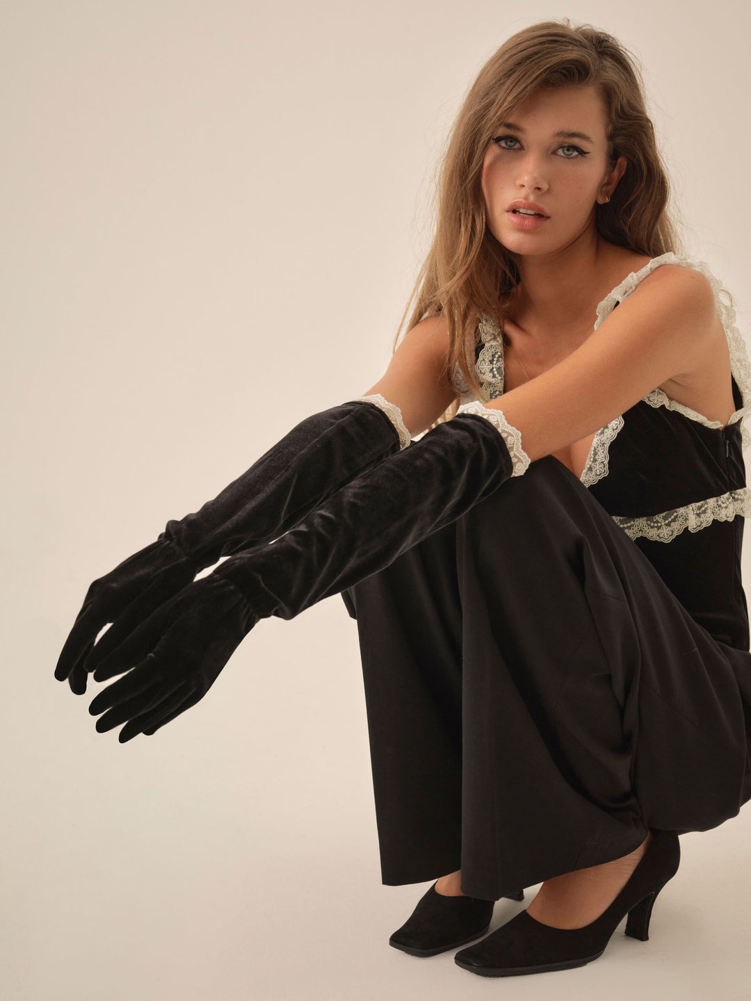 La Vie En Bow Velvet Gloves - Black | For Love and Lemons